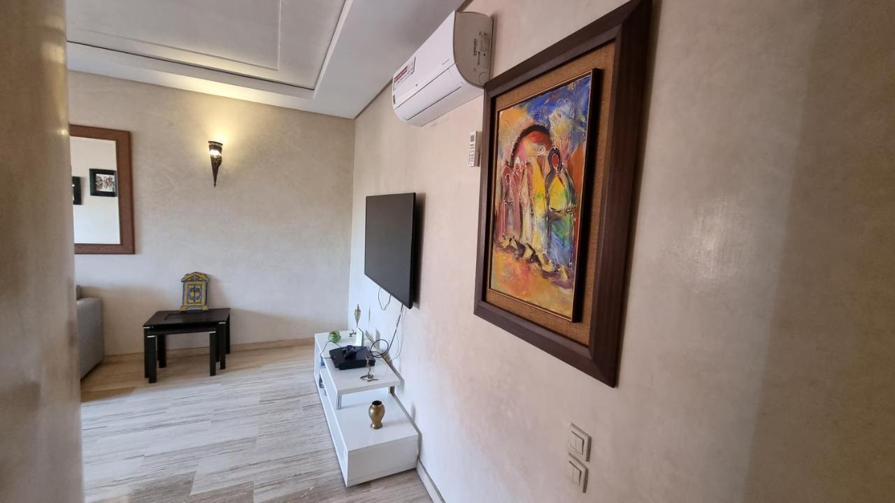 Superbe Appart Marrakech 2 Chambres Avec Piscine, En Plein Centre A 3Min De Guelliz, De La Gare Марракеш Экстерьер фото